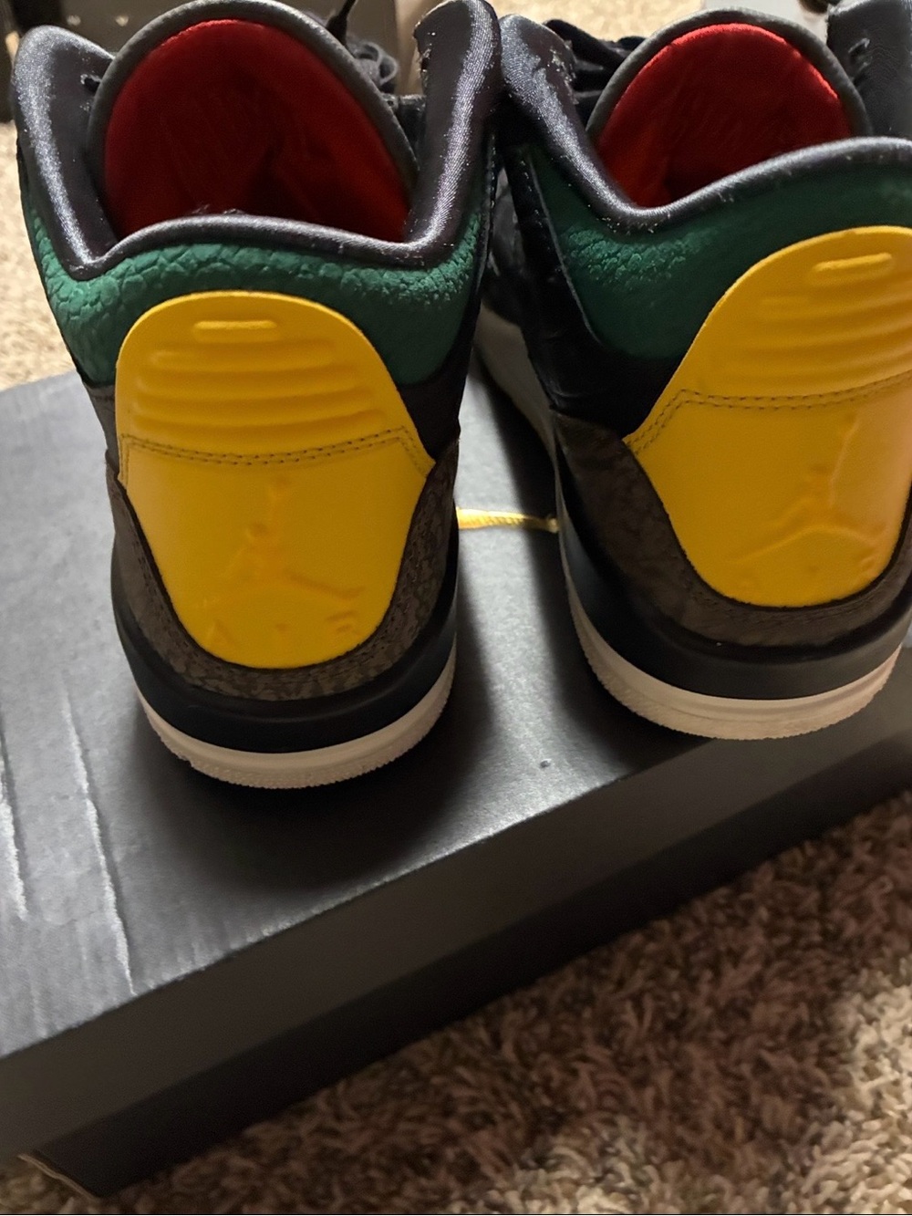 Boys 5.5 in size air Jordan retro - Picture 12 of 14
